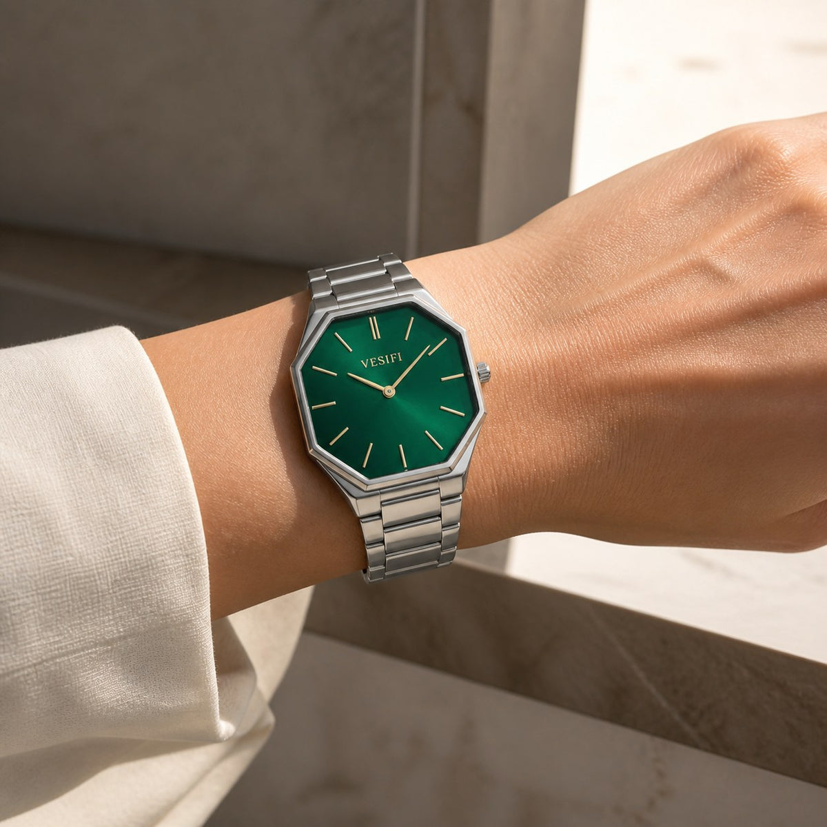 VESIFI Solenne Contemporary Watch